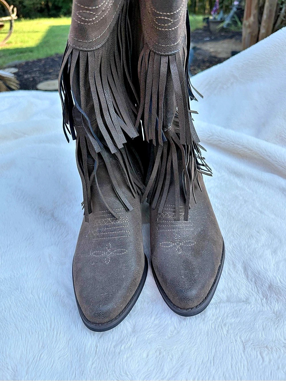 Pierre Dumas Fringe Heeled Boots in Brown US 11